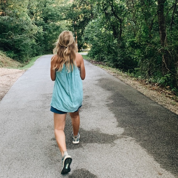 meet your posher, rebecca - Picture 1 of 1